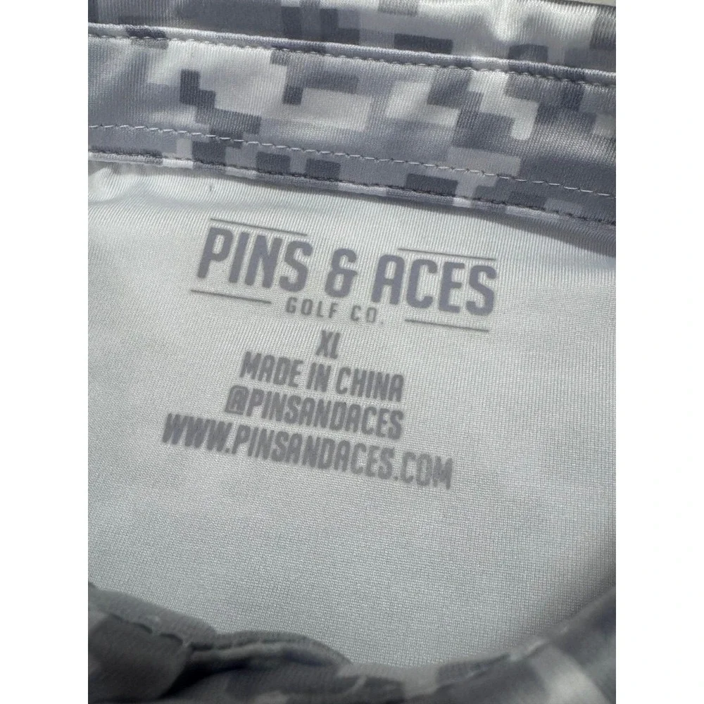 Pins & Aces Golf Polo Mens XL Grey Digital Camo Performance Stretch Short Sleeve - Picture 4 of 8